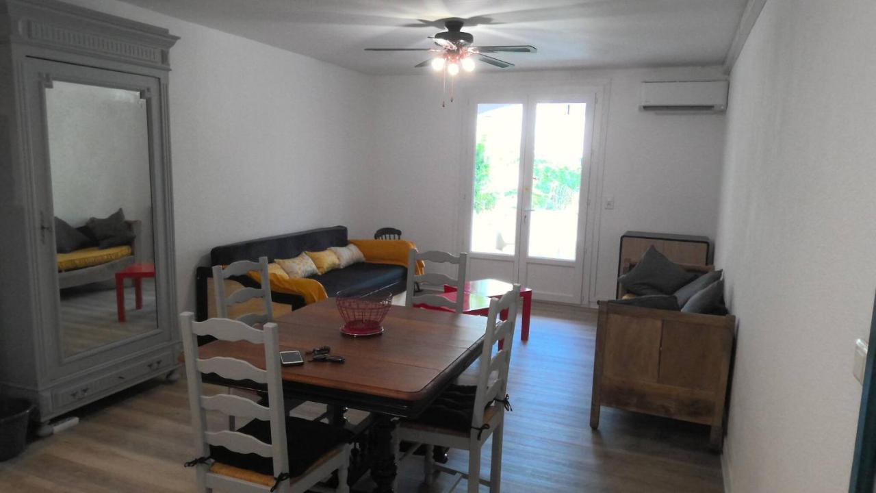 Refurbished Apartment 4 People 300M From The Sea แซ็งต์-มารี-เดอ-ลา-แมร์ ภายนอก รูปภาพ